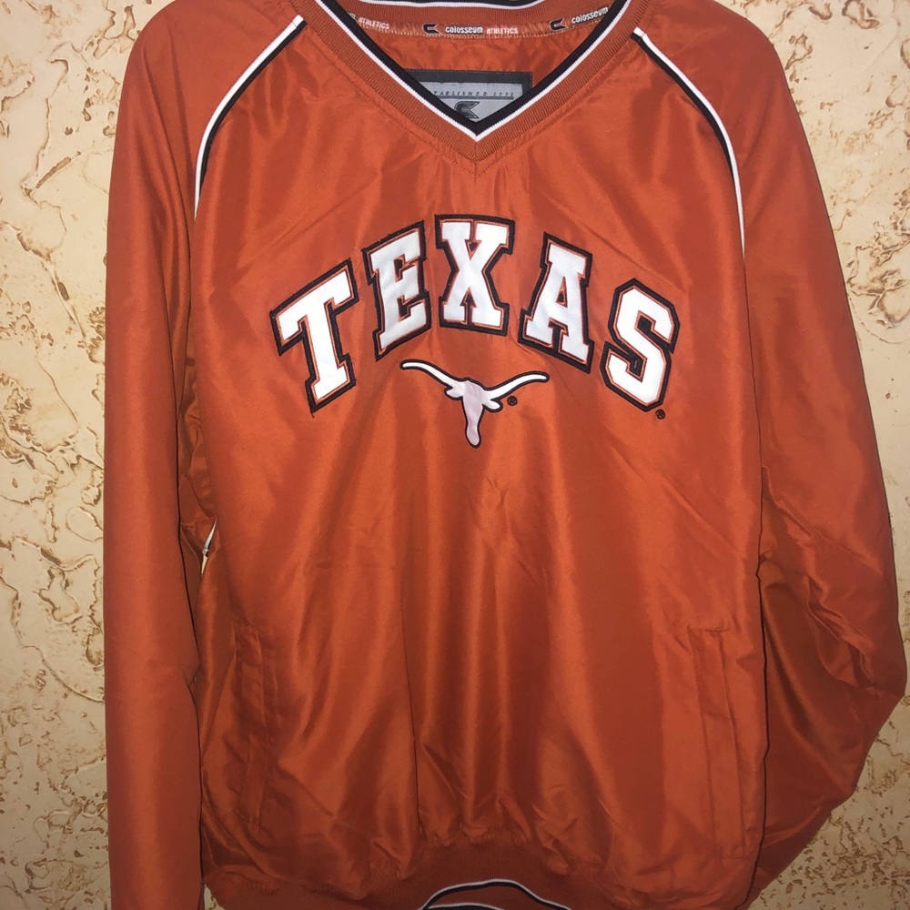 NWT UT pullover jacket/windbreaker
